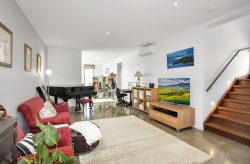 86 Ocean Dr, Port Fairy VIC 3284, Australia