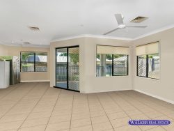 1 Capricorn St, Bentley Park QLD 4869, Australia