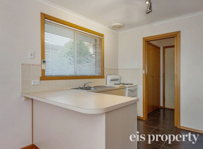 1/12 Harlow Rd, Lutana TAS 7009, Australia