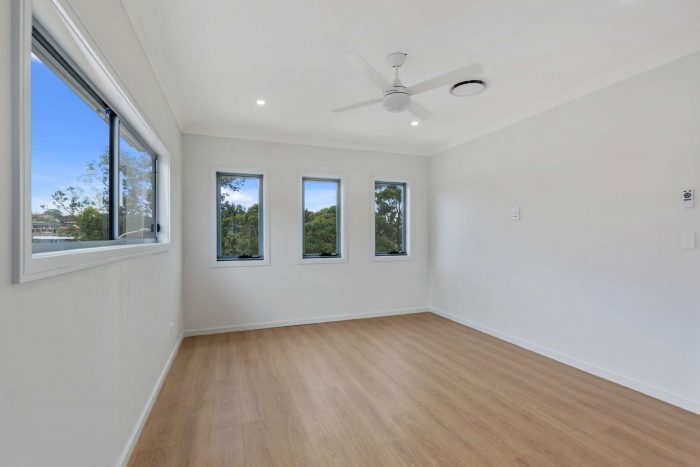 5/6 Boronga Cres, Berkeley NSW 2506, Australia