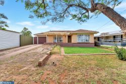 4 Balkara Rd, Para Hills West SA 5096, Australia