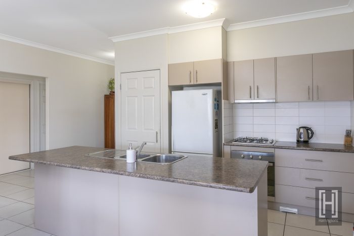 4 Hartnett St, North Lakes QLD 4509, Australia