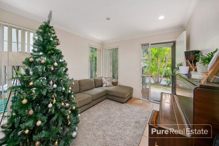 3/19 Harrow Pl, Arundel QLD 4214, Australia