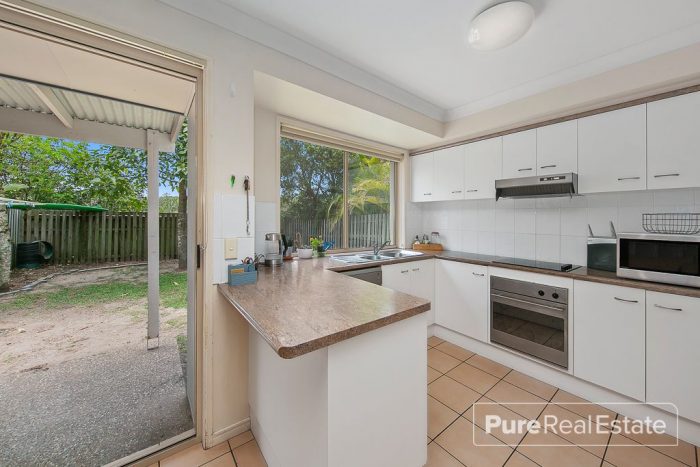 3/19 Harrow Pl, Arundel QLD 4214, Australia