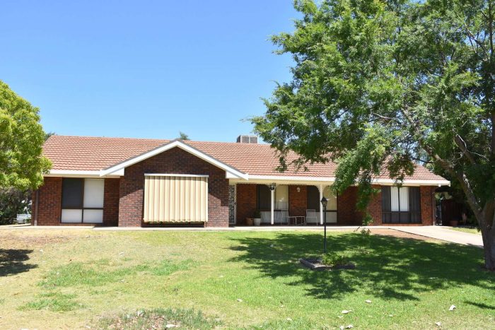 13 Myall Pl, Moree NSW 2400, Australia