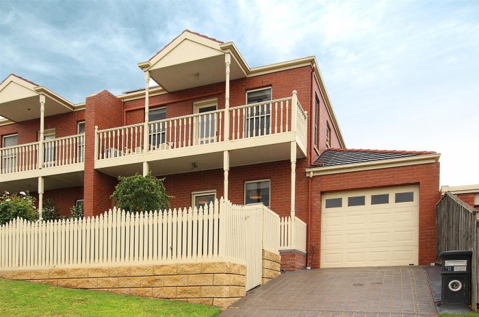 2/11 Hotham St, Warrnambool VIC 3280, Australia