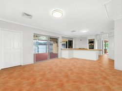 30 Treasure Rd, Singleton WA 6175, Australia