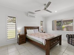 11 Tuffley Cl, Kanimbla QLD 4870, Australia