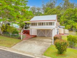 37 Appel St, Canungra QLD 4275, Australia