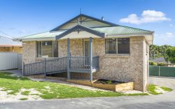 38 Bayonet Head Rd, Bayonet Head WA 6330, Australia