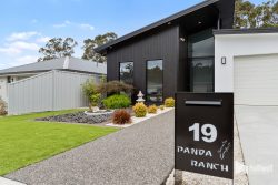 19 McArthur Dr, Spreyton TAS 7310, Australia