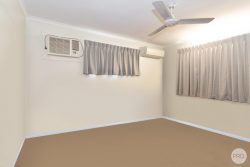 Unit 7/7 Holland St, West Mackay QLD 4740, Australia