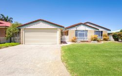 56 McGonnell Rd, Orana WA 6330, Australia