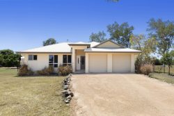 95 Colchester Cres, Kirwan QLD 4817, Australia