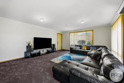 Unit 3/4 Pascoe Ave, Claremont TAS 7011, Australia