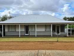 4 Forrest St, Boyup Brook WA 6244, Australia