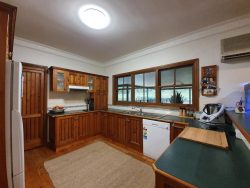 139 Rosemount Rd, Hollydeen NSW 2328, Australia