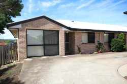 Unit 1/40 Short St, Stanthorpe QLD 4380, Australia