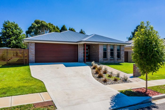 29 Spearmount Dr, Armidale NSW 2350, Australia