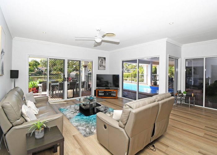 14 Eagle Beach Parade, Dundowran Beach QLD 4655, Australia