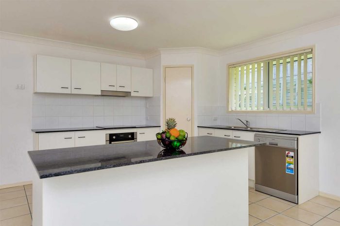 5 Old Kent Rd, Upper Coomera QLD 4209, Australia