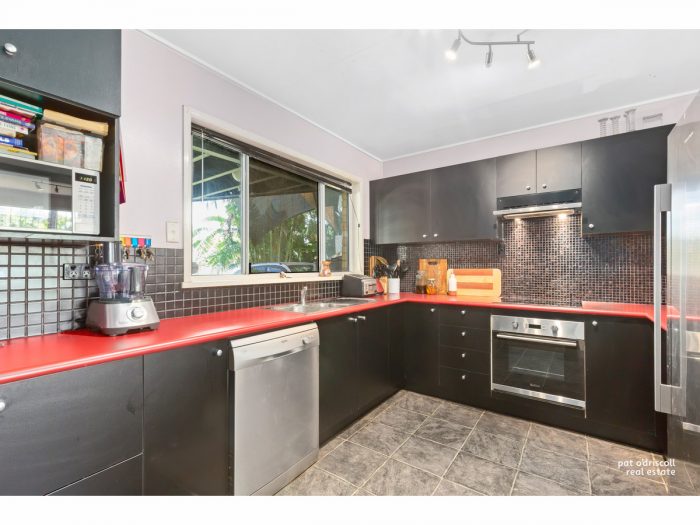 128 Plahn St, Frenchville QLD 4701, Australia