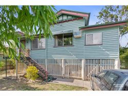 17 Elphinstone St, Berserker QLD 4701, Australia