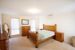 6 Camelia Cres, Castletown WA 6450, Australia