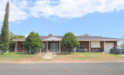 1 Delander Cres, Moree NSW 2400, Australia