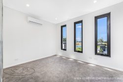 9/24 Hillcrest Ave, Greenacre NSW 2190, Australia