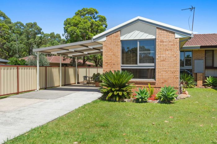 138 Horsley Dr, Horsley NSW 2530, Australia