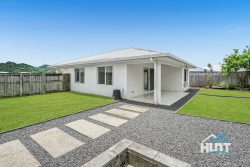 3 Hunter Cl, Redlynch QLD 4870, Australia