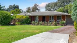 13 Kootingal Rd, Armadale WA 6112, Australia