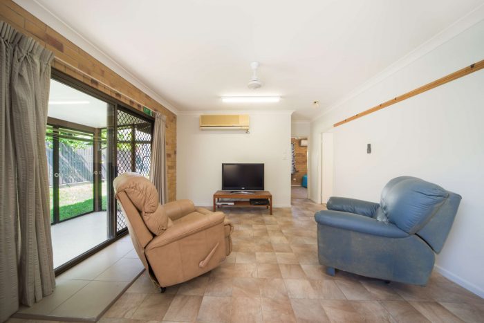 Unit 4/25 Marathon St, Proserpine QLD 4800, Australia