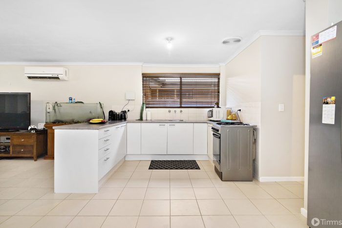 31 Jamieson St, Moana SA 5169, Australia