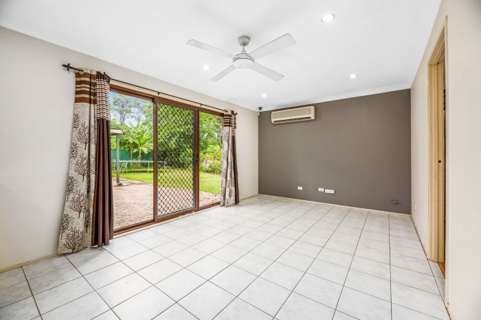 6 Bergin Pl, Minchinbury NSW 2770, Australia