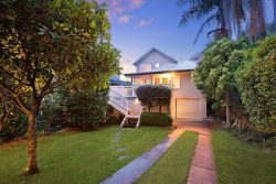 34 Kempbridge Ave, Seaforth NSW 2092, Australia