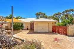 7 Portland Dr, Binningup WA 6233, Australia