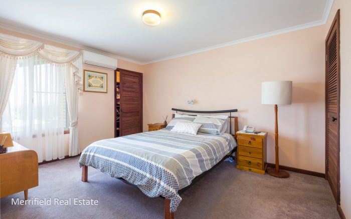 2 Thistle St, Bayonet Head WA 6330, Australia