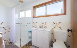 2 Thistle St, Bayonet Head WA 6330, Australia