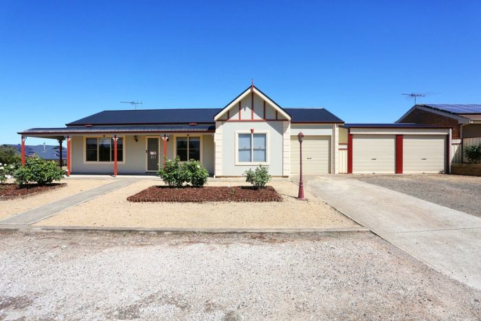 11 Whittaker St, Kapunda SA 5373, Australia