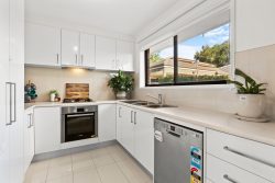 7 Bellara Dr, Mooroolbark VIC 3138, Australia