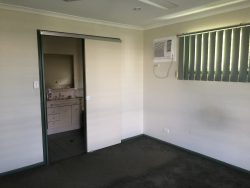 11 Emperor Dr, Andergrove QLD 4740, Australia