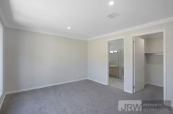 1/1 Lemon Grove, Mount Waverley VIC 3149, Australia