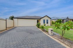 3 Arvada St, Clarkson WA 6030, Australia