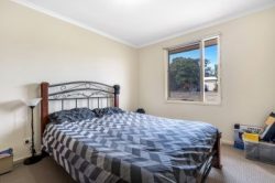 9 Hewish Cres, Elizabeth Park SA 5113, Australia