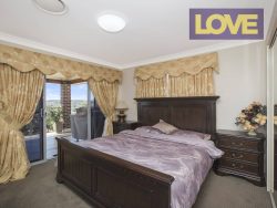 16 Fryar Cres, Wallsend NSW 2287, Australia