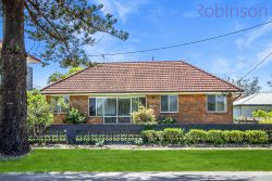 3 Beach Rd, Redhead NSW 2290, Australia