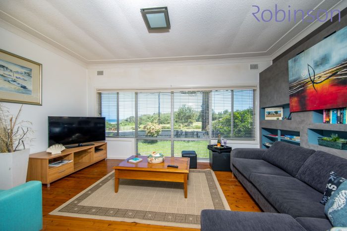 3 Beach Rd, Redhead NSW 2290, Australia