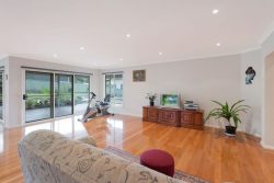 8 Whistler Cl, Mirador NSW 2548, Australia